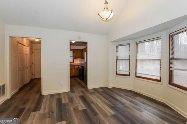 7074 Williamsburg Drive, Riverdale, GA 30274