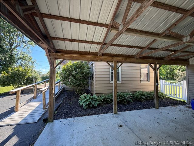 342 W Lagrange Road, Hanover, IN 47243