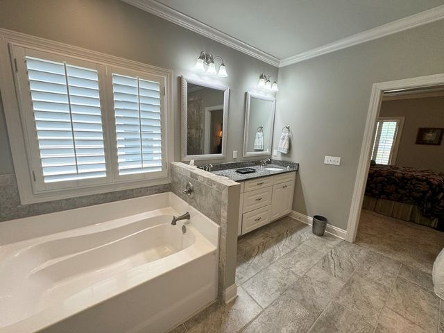 205 Kinning Park Lane, Dothan, AL 36305