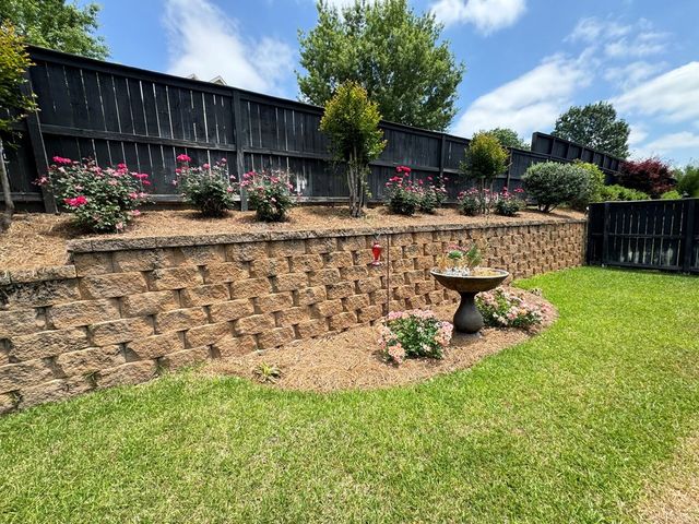 205 Kinning Park Lane, Dothan, AL 36305