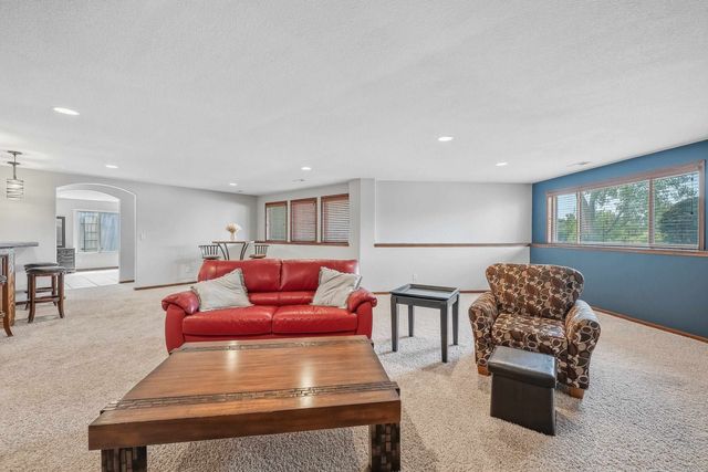 3113 E Sunflower Dr, Derby, KS 67037