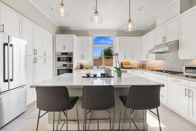 6381 Via Stasera, Palm Desert, CA 92260