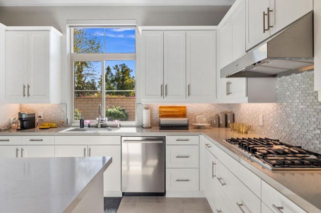 6381 Via Stasera, Palm Desert, CA 92260