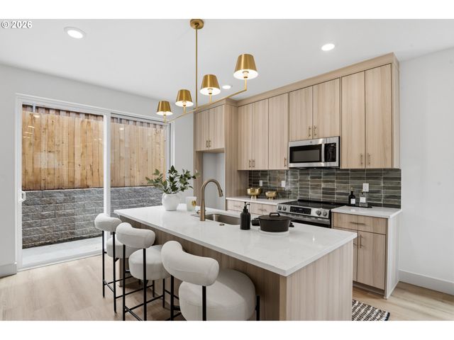 4066 Se Long St, Portland, OR 97202