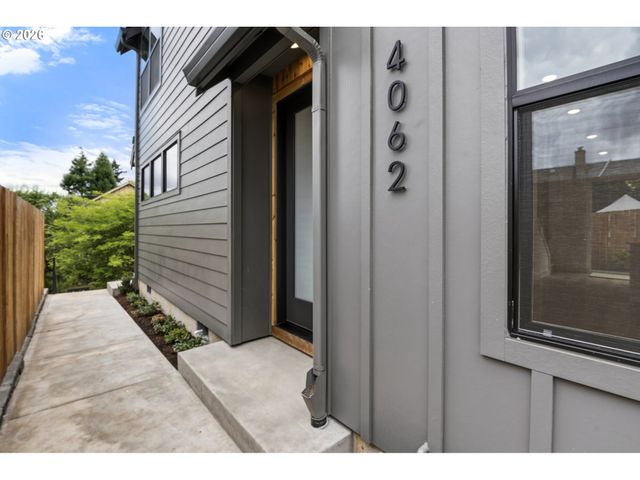 4066 Se Long St, Portland, OR 97202