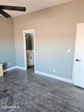 42439 W BETHANY HOME Road, Tonopah, AZ 85354