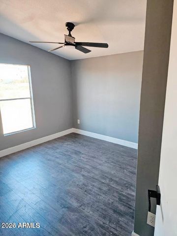 42439 W BETHANY HOME Road, Tonopah, AZ 85354