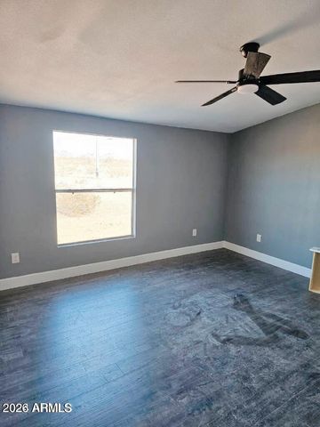 42439 W BETHANY HOME Road, Tonopah, AZ 85354