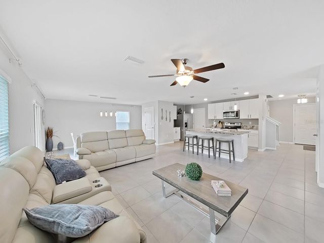 5018 BELLA ARMONIA CIRCLE, Wimauma, FL 33598
