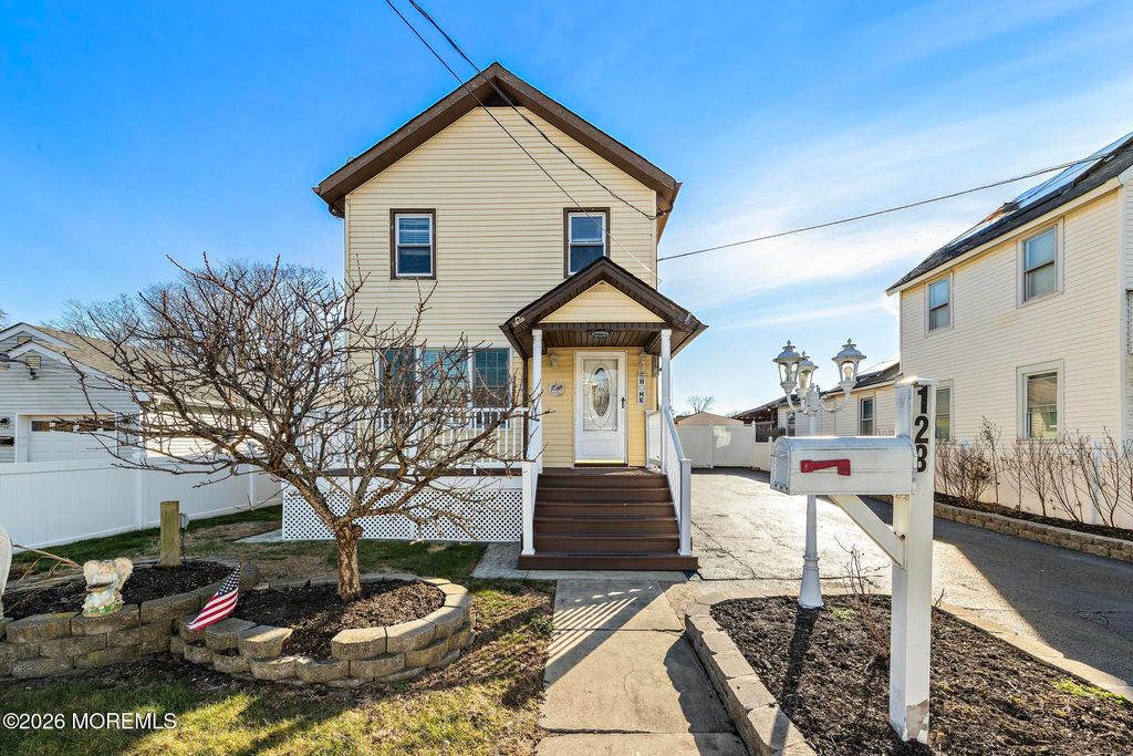128 Sampson Place, Long Branch, NJ 07740