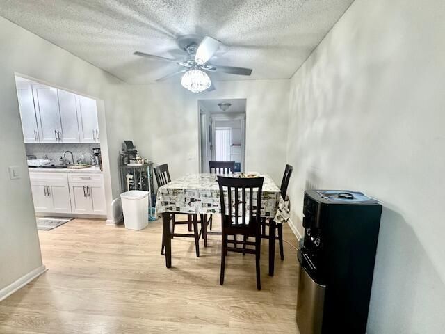 583 Fanshaw N, Boca Raton, FL 33434