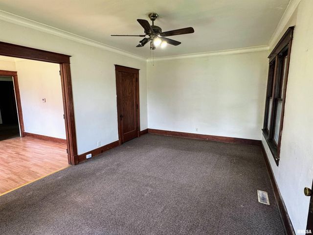 2015 N CENTRAL Avenue, Peoria, IL 61603