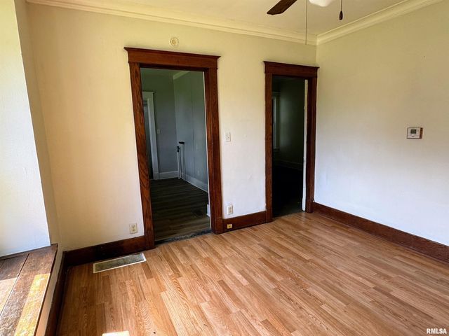 2015 N CENTRAL Avenue, Peoria, IL 61603