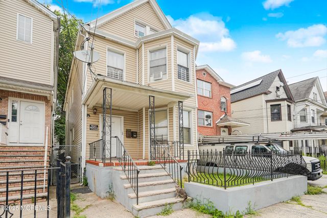 1071 Bond Street, Elizabeth, NJ 07201