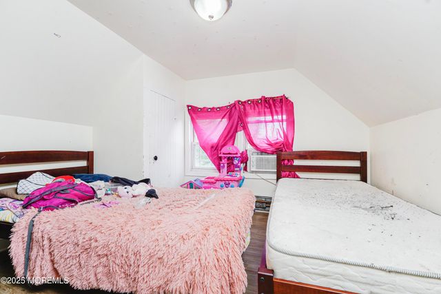 1071 Bond Street, Elizabeth, NJ 07201