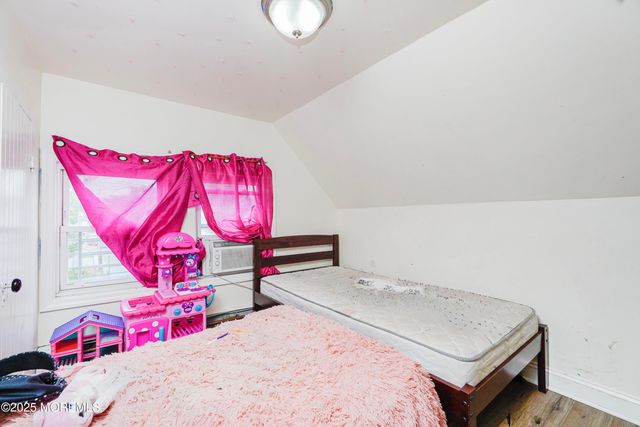 1071 Bond Street, Elizabeth, NJ 07201