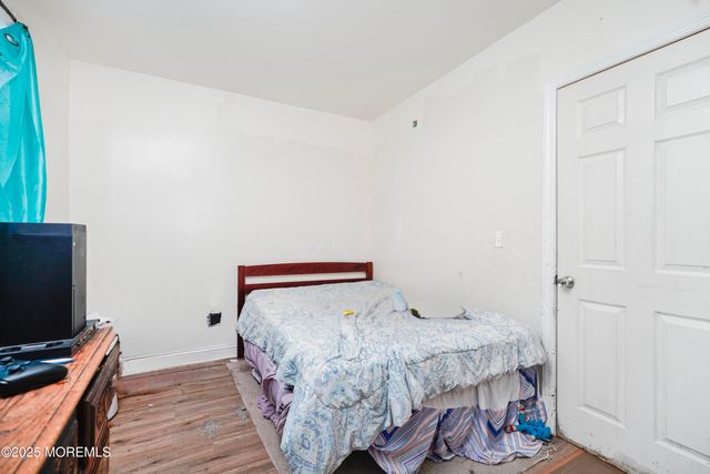 1071 Bond Street, Elizabeth, NJ 07201