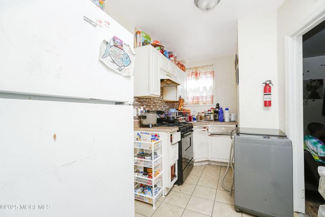 1071 Bond Street, Elizabeth, NJ 07201