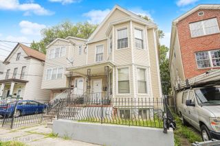 1071 Bond Street, Elizabeth, NJ 07201