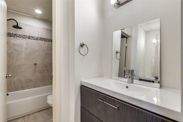 4910 Urban Avenue, Dallas, TX 75227