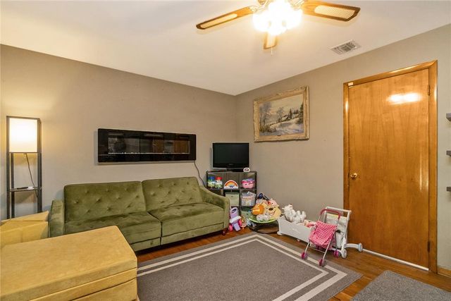 2405 Lafayette Avenue, Bethlehem City, PA 18017