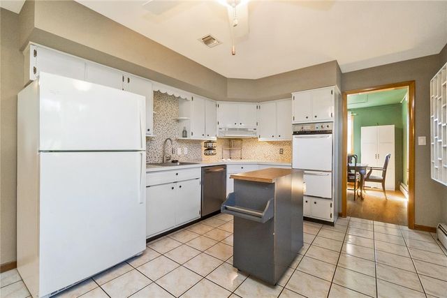 2405 Lafayette Avenue, Bethlehem City, PA 18017