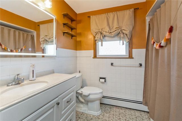 2405 Lafayette Avenue, Bethlehem City, PA 18017
