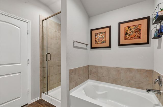 8306 Tamarind Lane, Baytown, TX 77521