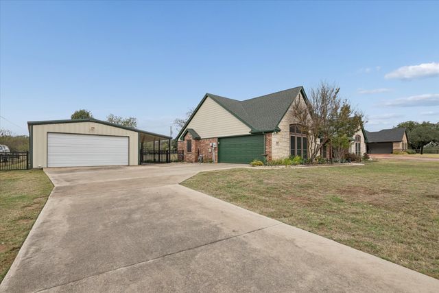 548 Highland Road, Springtown, TX 76082