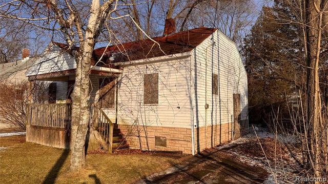 2214 Prescott Avenue, Saginaw, MI 48601