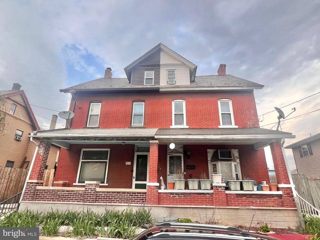2009 WASHINGTON AVE, Northampton, PA 18067
