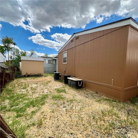 1150 N Kirby 75, Hemet, CA 92545