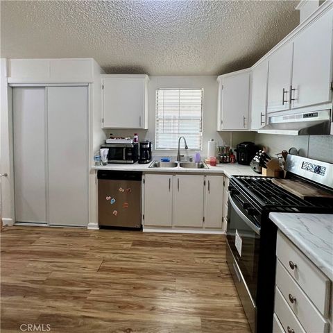 1150 N Kirby 75, Hemet, CA 92545