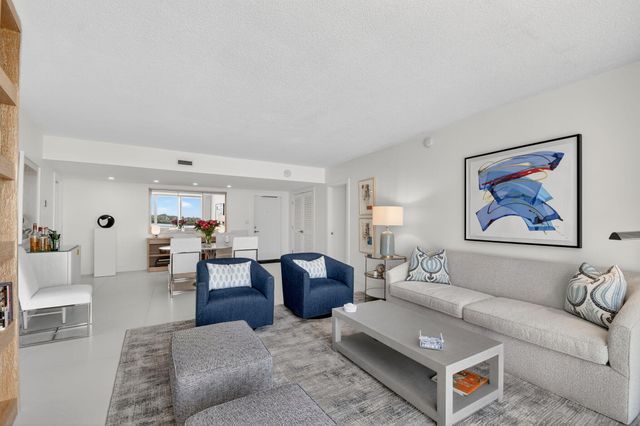 2760 S Ocean Boulevard 417, Palm Beach, FL 33480