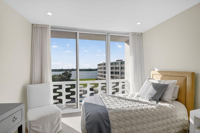 2760 S Ocean Boulevard 417, Palm Beach, FL 33480