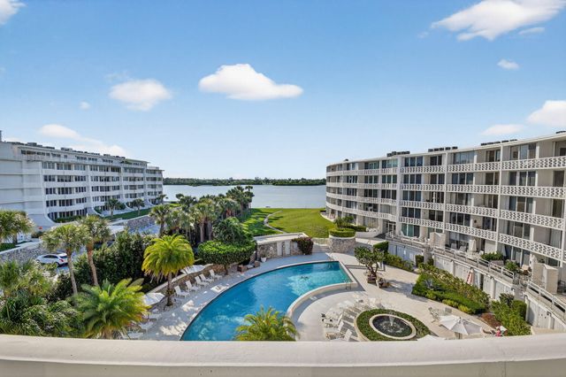 2760 S Ocean Boulevard 417, Palm Beach, FL 33480