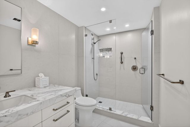 2760 S Ocean Boulevard 417, Palm Beach, FL 33480