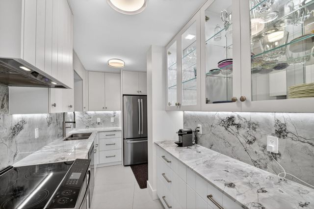 2760 S Ocean Boulevard 417, Palm Beach, FL 33480