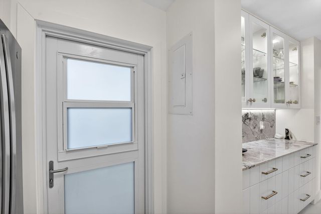 2760 S Ocean Boulevard 417, Palm Beach, FL 33480