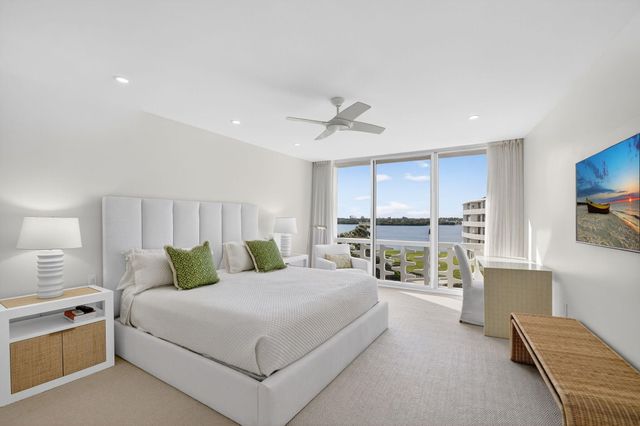 2760 S Ocean Boulevard 417, Palm Beach, FL 33480