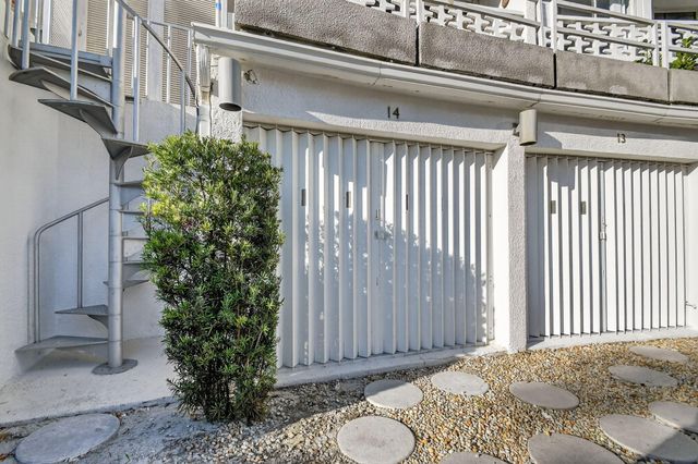 2760 S Ocean Boulevard 417, Palm Beach, FL 33480