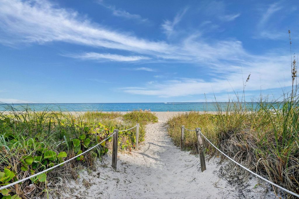 2760 S Ocean Boulevard 417, Palm Beach, FL 33480