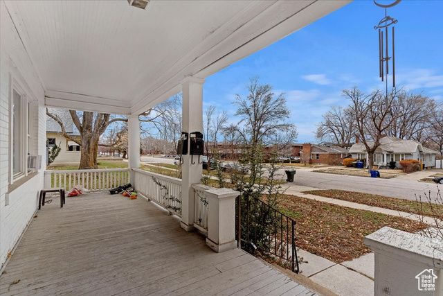 2424 S JACKSON AVE, Ogden, UT 84401