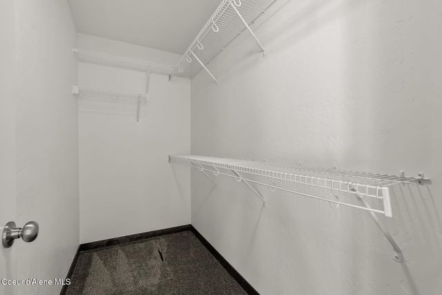 659 E Valley St, Oldtown, ID 83822