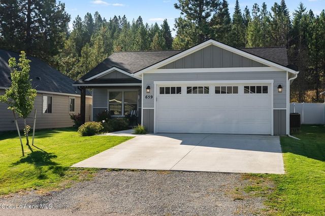 659 E Valley St, Oldtown, ID 83822