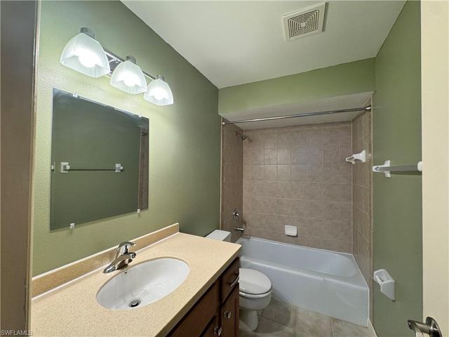 1723 Golf Club DR 6, North Fort Myers, FL 33903