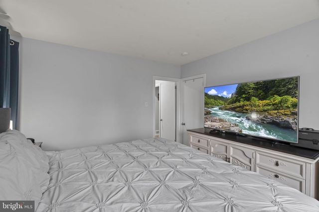 1 WEBSTER AVE, Cherry Hill, NJ 08002