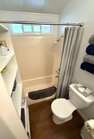 221 W Herndon Avenue SPC 1, Pinedale, CA 93650