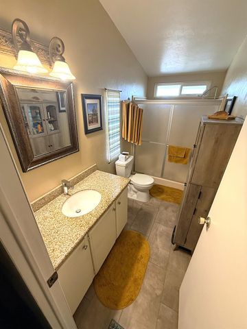 221 W Herndon Avenue SPC 1, Pinedale, CA 93650