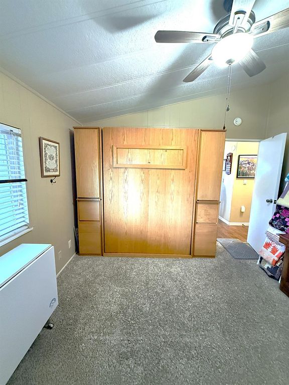 Image 16 of property listing at 221 W Herndon Avenue SPC 1, Pinedale, CA 93650